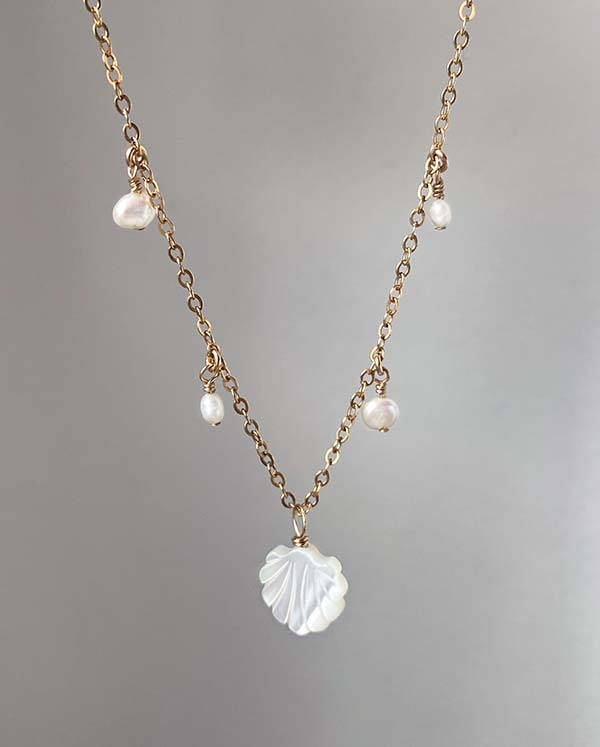 Moonlight Mother of Pearl NecklaceNecklaces14k Gold FilledAngela Wozniak Jewellery